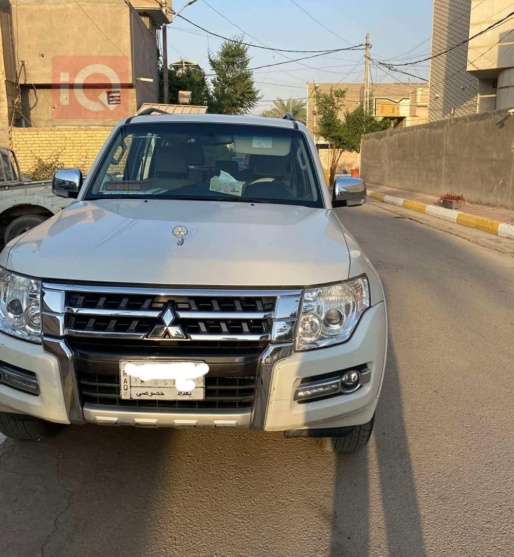 ميتسوبيشي باجيرو